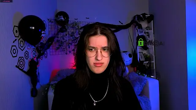 scarlet mooore online show from October 23, 2025, 9:46 pm