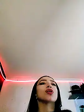 Paudelatorre online show from March 24, 2026, 2:27 am