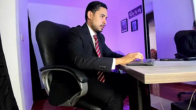 Snapshot of thesexlawyer1 chatting on October 30, 2025, 8:31 pm thesexlawyer1 online show from October 30, 2025, 8:31 pm