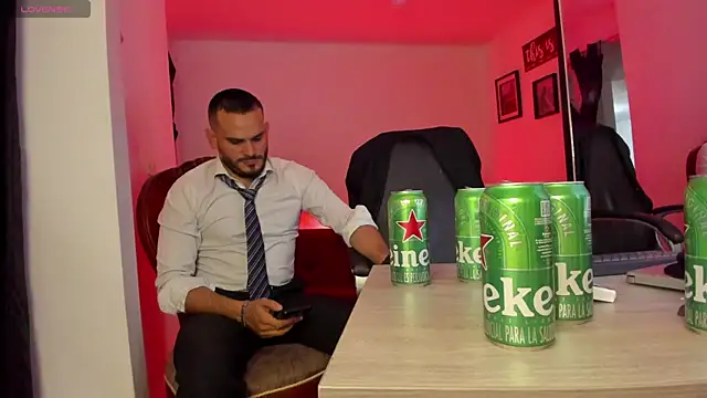 Snapshot of thesexlawyer1 chatting on November 4, 2025, 8:24 am thesexlawyer1 online show from November 4, 2025, 8:24 am