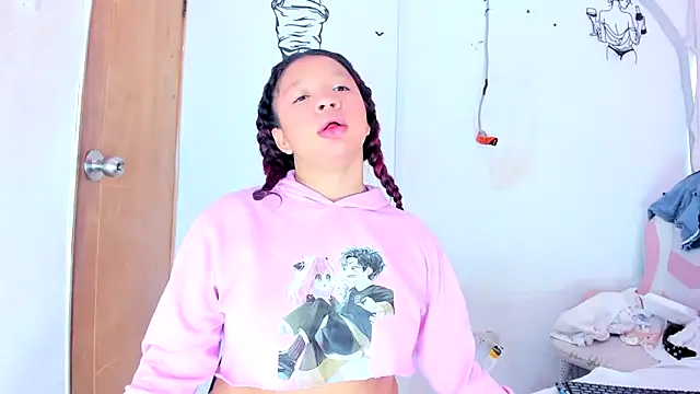 Emily Coper18 online show from February 27, 2026, 2:06 pm