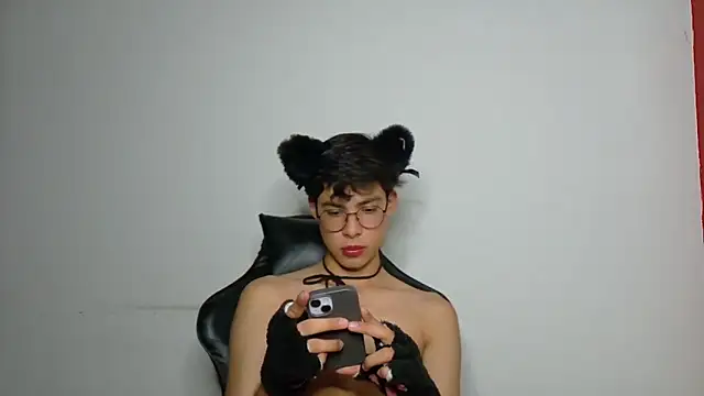 Jacotnk online show from March 23, 2025, 4:49 am