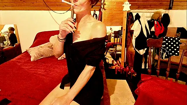 Snapshot of Hot_Colettte chatting on November 10, 2025, 8:52 pm Hot Colettte online show from November 10, 2025, 8:52 pm