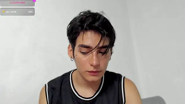 Snapshot of sebas_rose chatting on December 15, 2024, 3:13 am sebas rose online show from December 15, 2024, 3:13 am