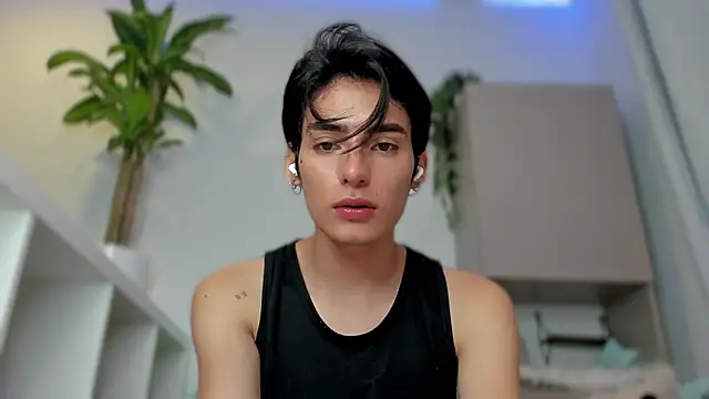 Snapshot of sebas_rose chatting on January 7, 2025, 1:38 am sebas rose online show from January 7, 2025, 1:38 am