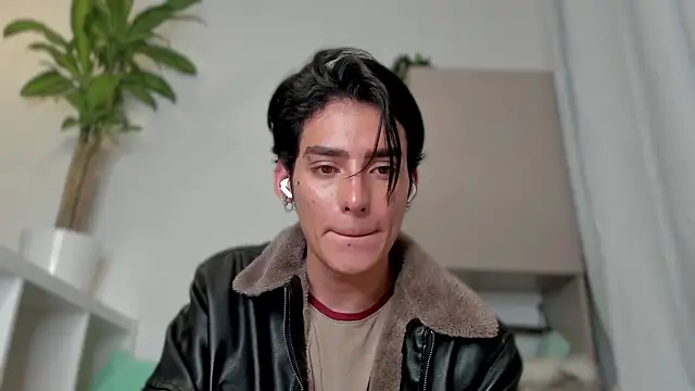 Snapshot of sebas_rose chatting on January 15, 2025, 2:27 am sebas rose online show from January 15, 2025, 2:27 am