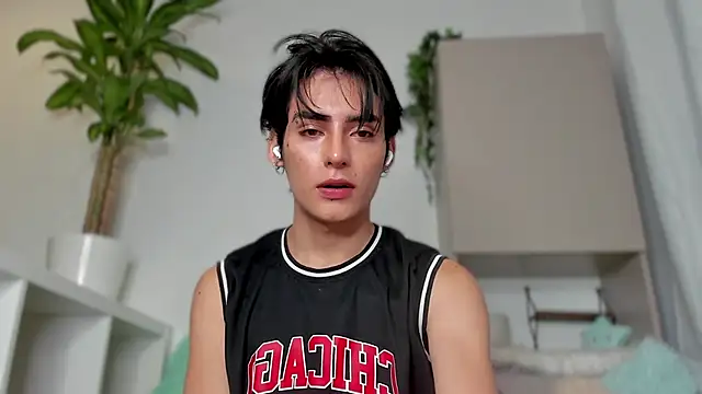 Snapshot of sebas_rose chatting on January 28, 2025, 5:43 am sebas rose online show from January 28, 2025, 5:43 am