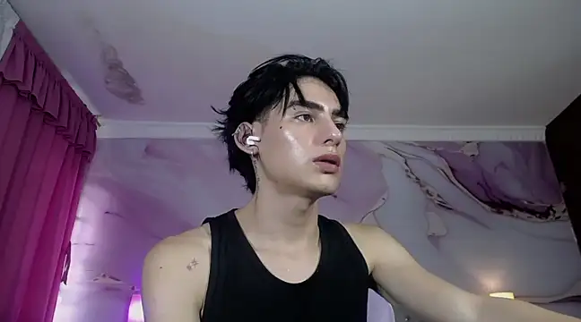 Snapshot of sebas_rose chatting on March 10, 2025, 8:12 pm sebas rose online show from March 10, 2025, 8:12 pm