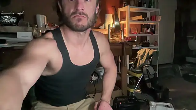 Snapshot of CowboyZuhly chatting on March 26, 2026, 5:13 am CowboyZuhly online show from March 26, 2026, 5:13 am