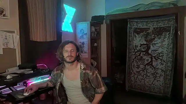 Snapshot of CowboyZuhly chatting on March 27, 2026, 5:24 am CowboyZuhly online show from March 27, 2026, 5:24 am