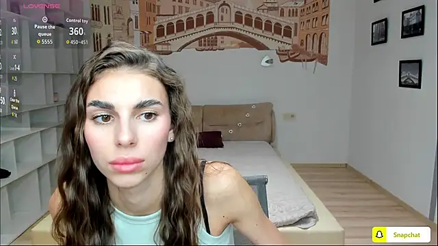 EmmyGreans online show from October 9, 2025, 12:03 pm