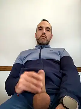 Snapshot of leon3875 chatting on November 18, 2025, 3:27 pm leon3875 online show from November 18, 2025, 3:27 pm