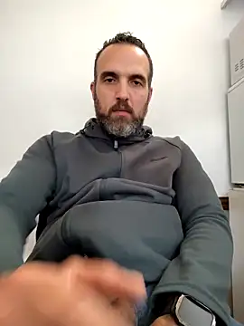 Snapshot of leon3875 chatting on December 22, 2025, 3:31 pm leon3875 online show from December 22, 2025, 3:31 pm