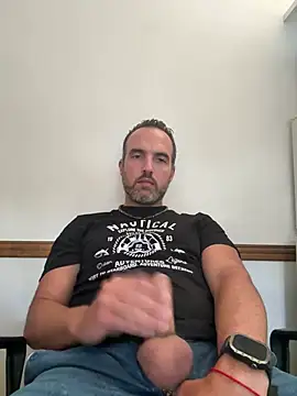 Snapshot of leon3875 chatting on February 18, 2026, 3:19 pm leon3875 online show from February 18, 2026, 3:19 pm