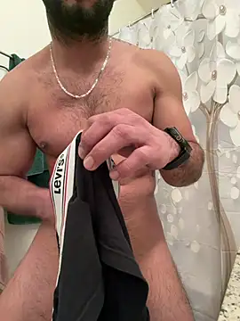 elchino0809 online show from February 4, 2026, 4:13 pm