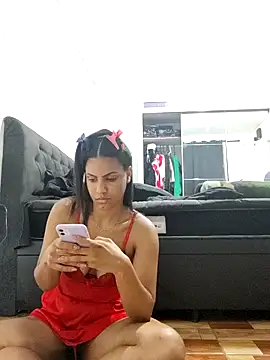 Snapshot of Bella_Anjoss chatting on December 5, 2024, 11:07 pm Bella Anjoss online show from December 5, 2024, 11:07 pm