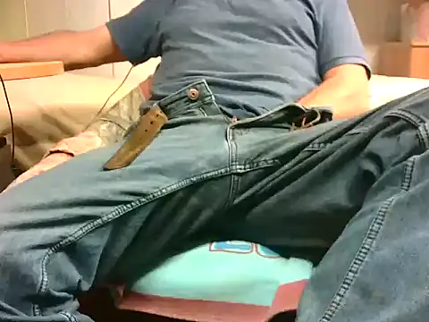 Giulio35 Pika online show from April 10, 2026, 3:50 pm