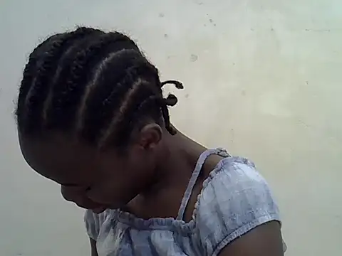 Snapshot of hey_its_andreana chatting on October 8, 2025, 1:31 pm hey its andreana online show from October 8, 2025, 1:31 pm