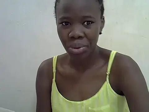 Snapshot of hey_its_andreana chatting on October 12, 2025, 11:31 am hey its andreana online show from October 12, 2025, 11:31 am