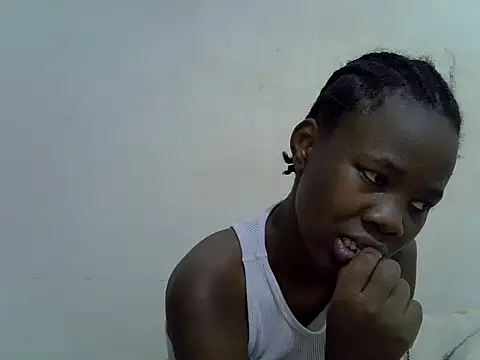 Snapshot of hey_its_andreana chatting on October 18, 2025, 11:38 pm hey its andreana online show from October 18, 2025, 11:38 pm