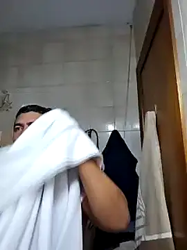 Snapshot of gordito_xx chatting on December 21, 2024, 12:09 am gordito xx online show from December 21, 2024, 12:09 am