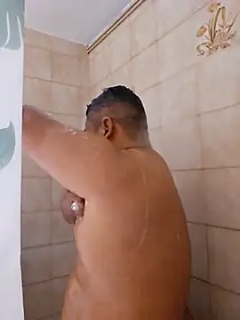 Snapshot of gordito_xx chatting on November 4, 2025, 6:01 am gordito xx online show from November 4, 2025, 6:01 am