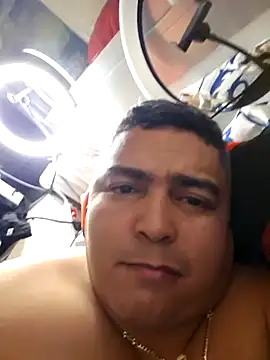 Snapshot of gordito_xx chatting on November 25, 2025, 10:10 pm gordito xx online show from November 25, 2025, 10:10 pm