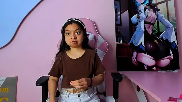 CharlotteMuller online show from February 6, 2026, 8:12 pm