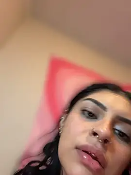ThickerThanYoBitch online show from June 27, 2026, 5:07 pm