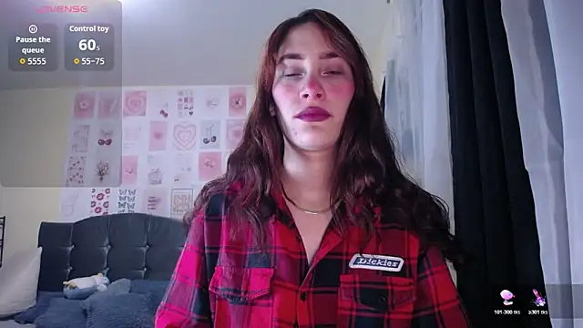 IsaBaileys  online show from March 31, 2026, 11:16 pm