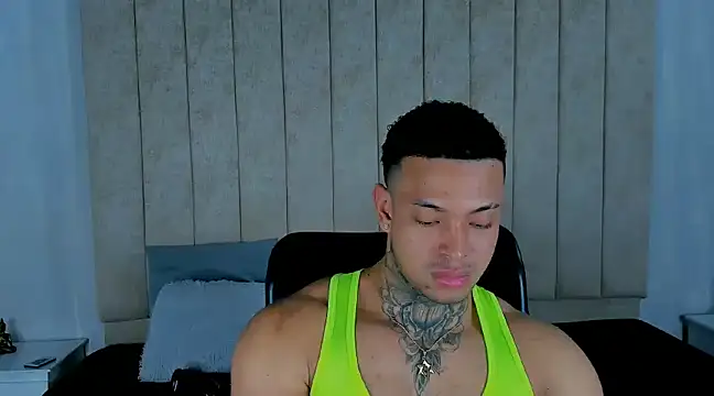 Stiven collins online show from December 20, 2024, 3:47 am