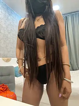 Snapshot of Monalisadon018 chatting on December 15, 2024, 4:26 pm Monalisadon018 online show from December 15, 2024, 4:26 pm