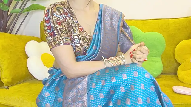 Monalisadon018 online show from March 3, 2026, 3:29 pm