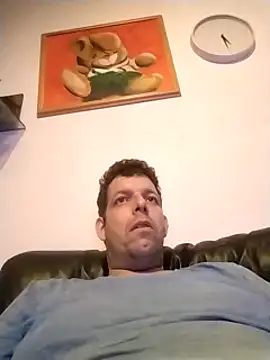 Snapshot of Knuffelstaaf123 chatting on January 26, 2025, 11:39 pm Knuffelstaaf123 online show from January 26, 2025, 11:39 pm