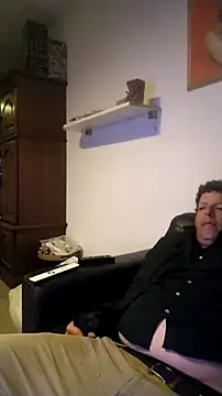 Knuffelstaaf123 online show from April 9, 2026, 7:19 pm