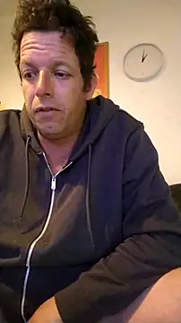 Snapshot of Knuffelstaaf123 chatting on April 20, 2026, 1:14 pm Knuffelstaaf123 online show from April 20, 2026, 1:14 pm