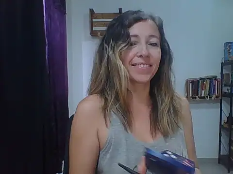 charlott ponce online show from October 7, 2025, 3:53 pm