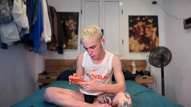 Cristian Delgado online show from March 29, 2026, 4:45 am