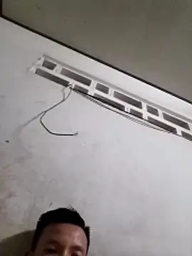 Snapshot of parozamzam chatting on April 8, 2026, 3:23 pm parozamzam online show from April 8, 2026, 3:23 pm