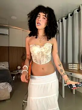 Snapshot of Lianh_Benett chatting on September 30, 2025, 6:18 am Lianh Benett online show from September 30, 2025, 6:18 am