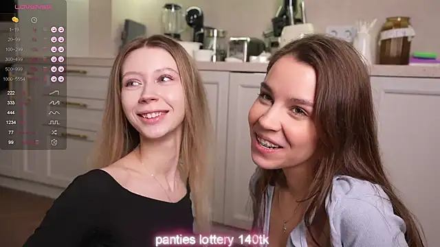Snapshot of poisonn_girlll chatting on February 15, 2025, 8:01 pm poisonn girlll online show from February 15, 2025, 8:01 pm