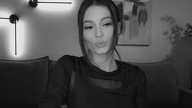 Snapshot of FirstOfFallen chatting on December 12, 2024, 10:34 am FirstOfFallen online show from December 12, 2024, 10:34 am