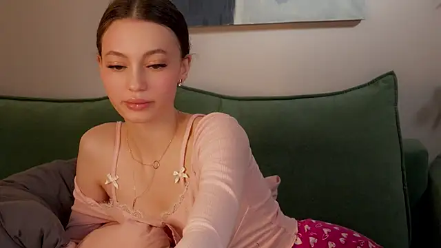 Snapshot of FirstOfFallen chatting on December 15, 2024, 3:42 pm FirstOfFallen online show from December 15, 2024, 3:42 pm