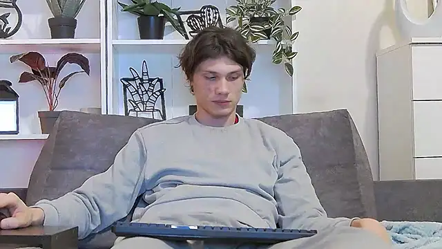 Snapshot of CalvinCay chatting on March 15, 2025, 7:27 pm CalvinCay online show from March 15, 2025, 7:27 pm