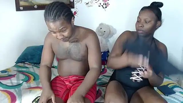 sexxxtreeme  online show from October 6, 2025, 9:07 am