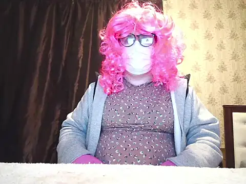 Crossdresser Elena online show from June 18, 2026, 6:56 pm