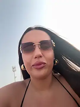 Syka0001 online show from November 5, 2025, 10:48 am