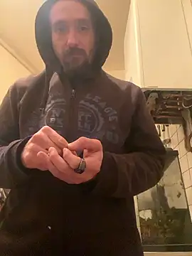 branleurbidu90 online show from January 11, 2026, 8:03 pm