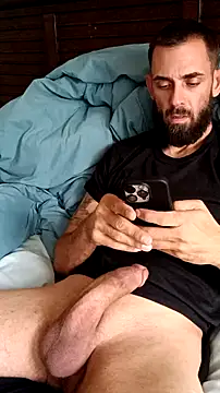 momentum2023 online show from December 17, 2025, 5:30 pm