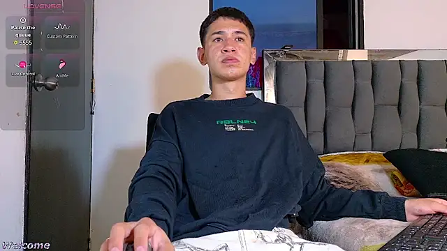 Mr daren  online show from February 14, 2026, 6:04 pm